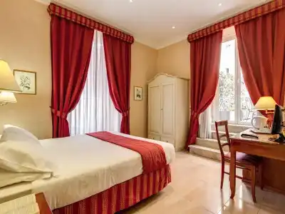 Roman Terrace - 15