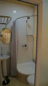 Premier Family Guest House - 8
