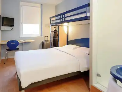 ibis budget Geneve Aeroport - 4