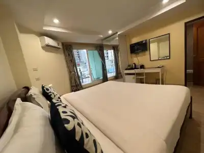 V Check Inn Sukhumvit 22 - 175