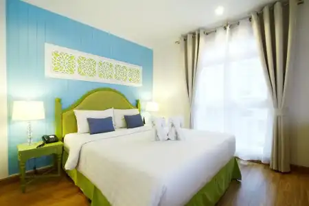 La Petite Salil Sukhumvit 8 - 52