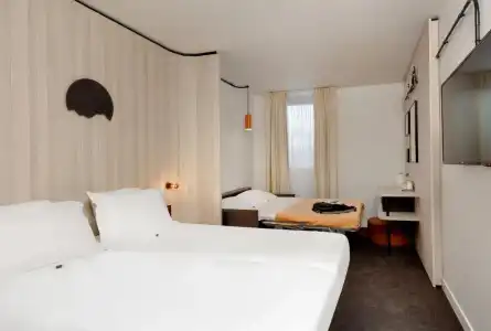 ibis Styles Clermont Ferrand Sud La Pardieu - 57