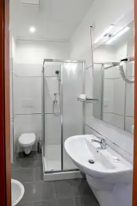 Auditorium - 72
