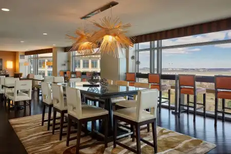 Renaissance Arlington Capital View - 61