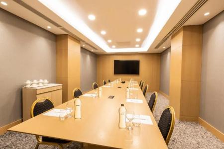 Radisson Istanbul Harbiye - 41
