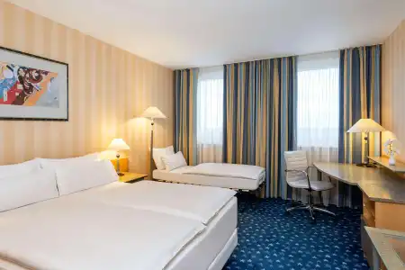NH Danube City - 3