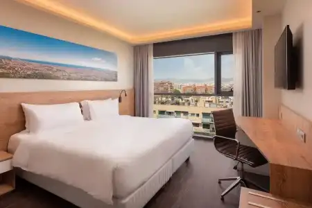Four Points by Sheraton Barcelona Diagonal - 64