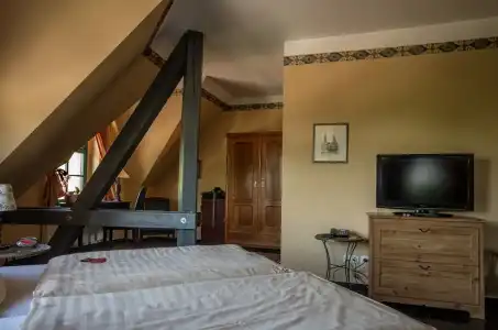 Zur Henne - 85