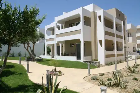 Agrelli & Suites - 55