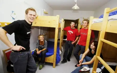 Chalet Hostel @ Backpackers Villa Interlaken - 8