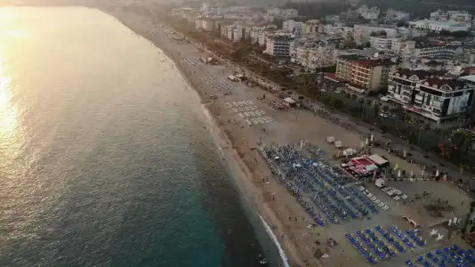 Cleopatra City - 13