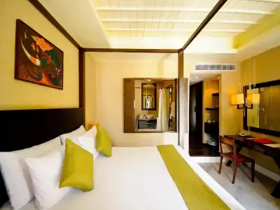 Iyara Beach & Plaza - 30
