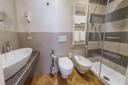 N4U Guest House - 5
