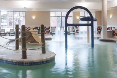 Hampton Inn & Suites Oklahoma City-Bricktown - 14