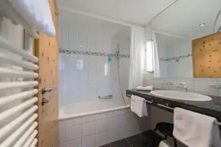 Tschuggen Grand - 26