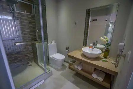 Le Peninsula Bay Beach Resort & Spa - 6