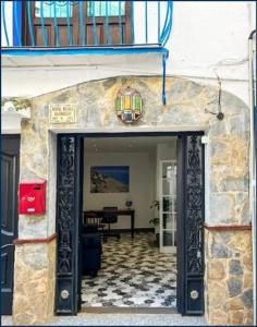 Micaela Charming Hostal - 16