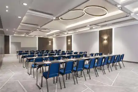 Le Meridien - 21