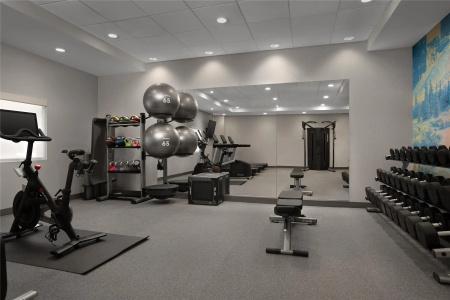 Home2 Suites by Hilton Anchorage / Midtown - 41