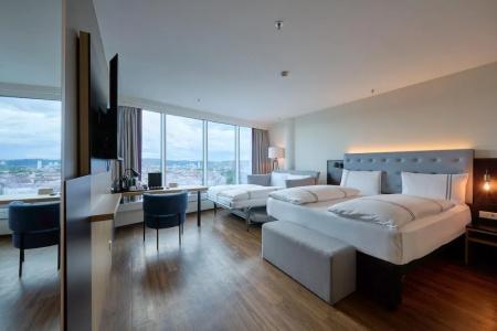 Premier Inn Wurzburg - 60