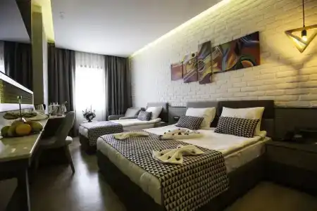 Laren Family & Spa - Boutique - 103