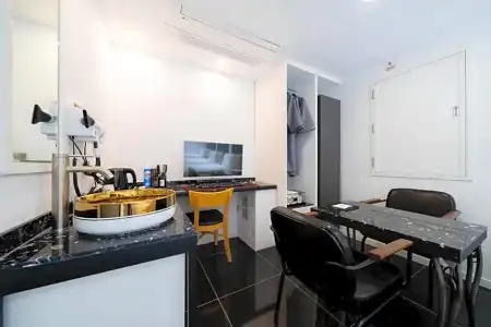 Busan Seomyeon YTT - 40