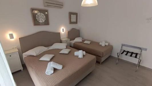Cyclades Studios - 243