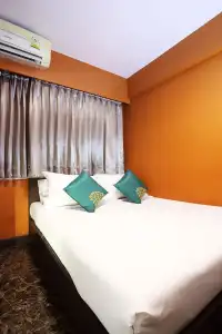 Violet Tower at Khaosan Palace - 22