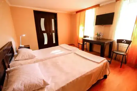 Green Garden Guest House - 3