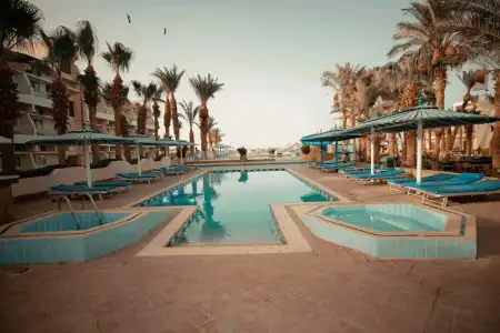 Royal Star Empire Beach Resort - 10