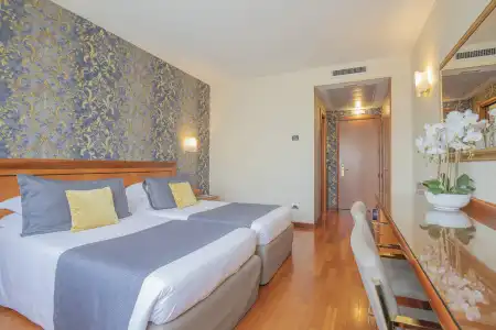 Palace Verona - 14