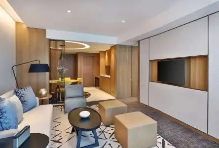 Double Tree by Hilton Dubai Business Bay - 88