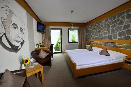 Mosel& Restaurant Zur Traube Gmbh - 17