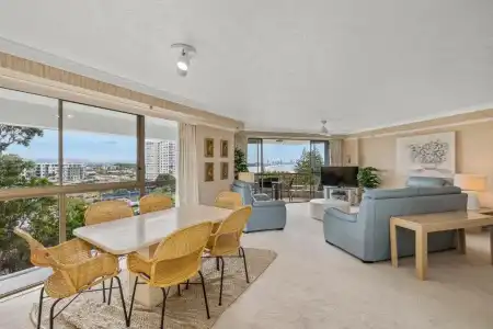 Gemini Court Holiday Apartments - 340