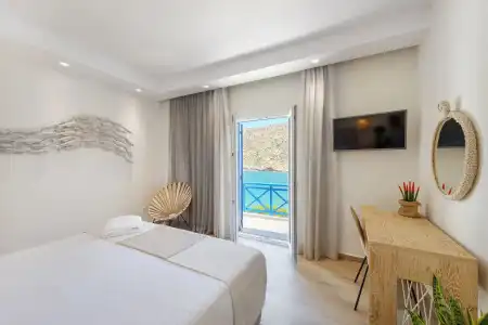 Dolphin Bay Seaside Resort & Suites - 5