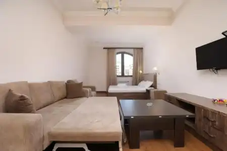 Stay Inn on Buzand str. 17 - 140