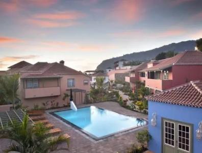 Hacienda de Abajo - Adults Only - 41