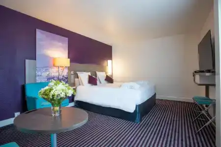 Mercure Marseille Centre Vieux Port - 59