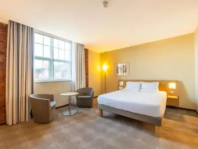 Novotel Cardiff Centre - 33