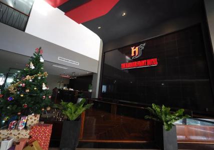 the harbour front - 26