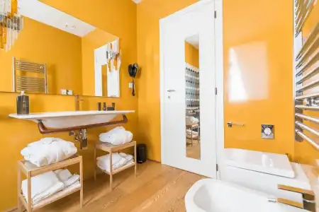 Rarity Suites - 164