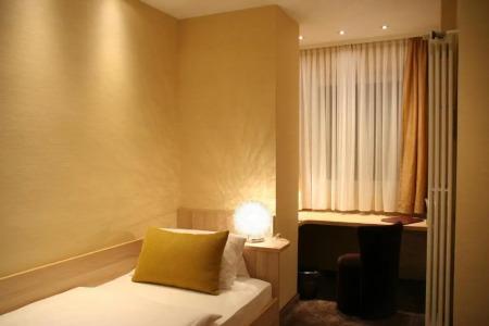 Top Hammer - Mainz Hauptbahnhof - 18