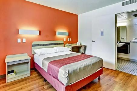 Motel 6 Pittsburgh, PA - Crafton - 23