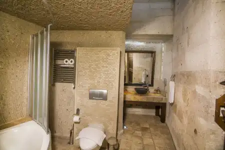 Roma Cave Suite - 9