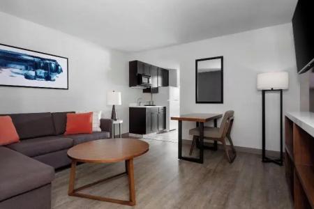 Deltas Burlington - 45