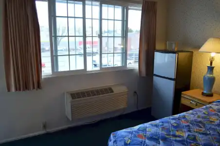 Columbus Motor Inn - 6