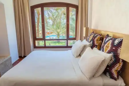 Tamra Beach Resort - 39