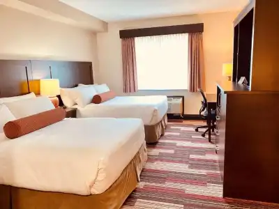 Best Western Plus Stoneridge Inn & Conference Centre - 73