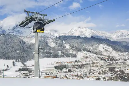 Alpine Club - 28