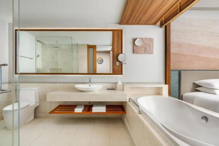 Renaissance Phuket Resort & Spa - 9